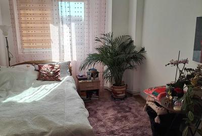 Apartament cu 4 camere decomandat în Morăreni - 3