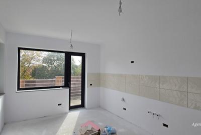Casă individuală cu 6 camere cu Teren 438 Mp în Central - 7