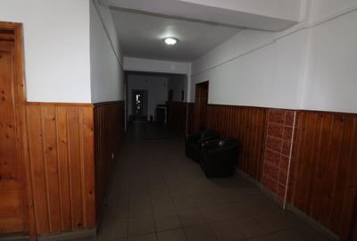 Spațiu comercial, de 230 mp, în Central - 2