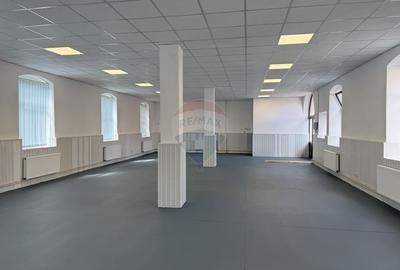 Birou, de 200 mp, în Central - 1