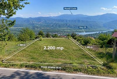Teren de 2200 mp, în Periferie