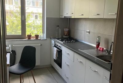 Apartament cu 2 camere decomandat în Banat