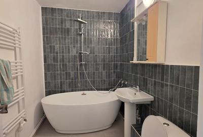 Apartament cu 2 camere decomandat în Central - 2