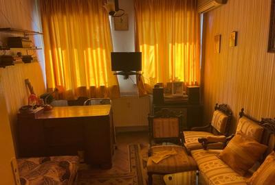 Apartament cu 3 camere semidecomandat, mobilat în Dorobanți