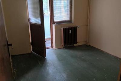 Apartament cu 3 camere semidecomandat în Brâncoveanu - 1