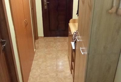 Apartament cu 2 camere semidecomandat în Circumvalațiunii - 1
