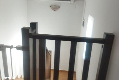 Casă cu 4 camere cu Teren 395 Mp în Galata