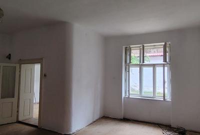 Apartament cu 4 camere în Central - 7
