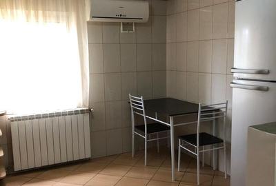 Apartament cu 3 camere decomandat în Sud - 9
