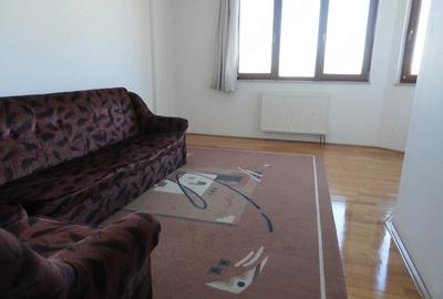 Apartament cu 2 camere decomandat în Central - 2
