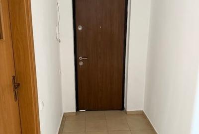 Apartament cu 3 camere semidecomandat în Doamna Ghica
