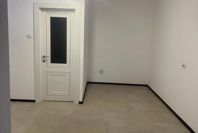 Spațiu comercial, de 40 mp, în Central