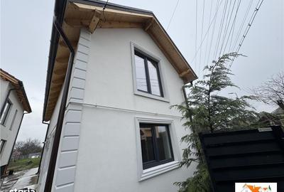 Casă cu 4 camere în Central