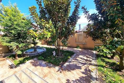 Casă cu 4 camere decomandat cu Canalizare în Valu lui Traian - 2