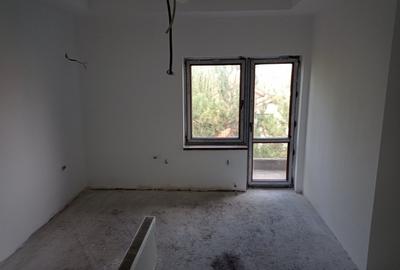 Casă individuală cu 8 camere cu Canalizare în Fundeni - 17