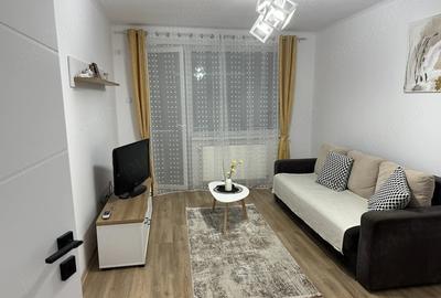 Apartament cu 2 camere decomandat în City Park Mall