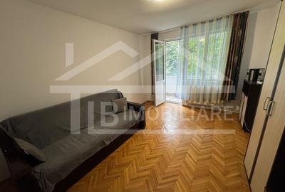 Apartament cu 3 camere semidecomandat în Dâmbu Pietros - 3