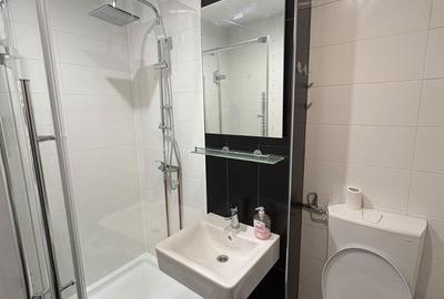 Apartament cu 3 camere în Micro 11