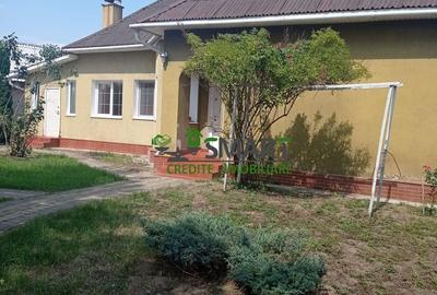Casă cu 3 camere cu Teren 1600 Mp în Orașul Vechi