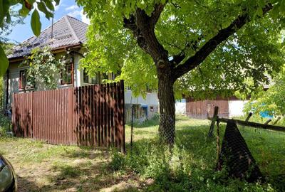 Casă cu 2 camere în Hodișu
