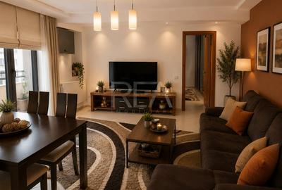 Apartament cu 3 camere semidecomandat, mobilat în Decebal