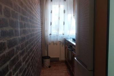 Apartament cu 2 camere semidecomandat în Cornișa