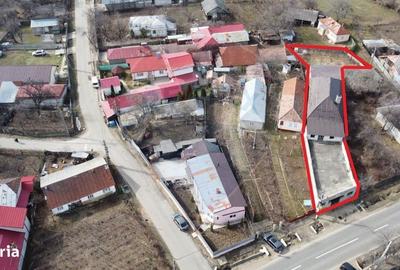 Casă cu 4 camere cu Teren 700 Mp în Străoane
