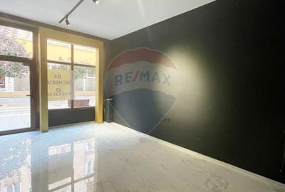 Spațiu comercial, de 40 mp, în Ultracentral - 4