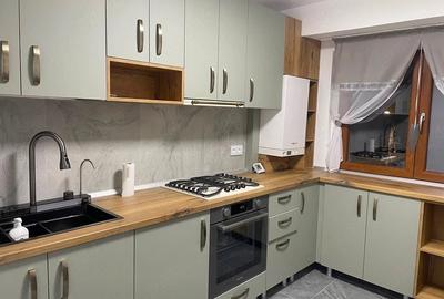Apartament cu 5 camere decomandat în Central - 1
