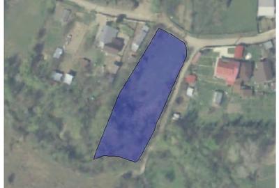 Teren de 2400 mp, în Șoimari