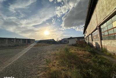 Spațiu comercial, în Berzovia