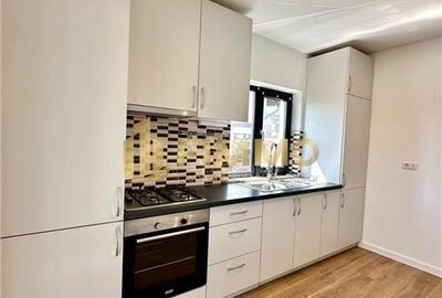 Duplex cu 4 camere cu Teren 250 Mp în Est - 2