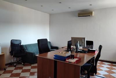 Apartament cu 4 camere decomandat în Cotroceni - 2