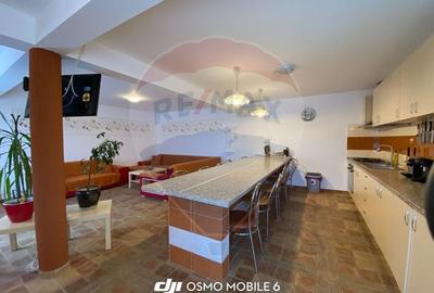 Casă individuală cu 9 camere cu Teren 480 Mp în Sud - 17