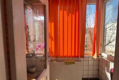 Apartament cu 2 camere decomandat în Confecții - 4
