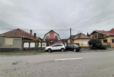 Casă cu Teren 1300 Mp în Turda - 2