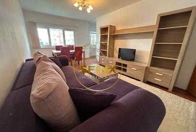 Apartament cu 3 camere decomandat, mobilat în P-ța Victoriei