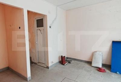 Spațiu comercial, de 49.86 mp, în Central - 3