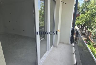 Apartament cu 3 camere decomandat în Titulescu - 12