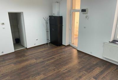 Spațiu comercial, de 30 mp, în Ultracentral - 1