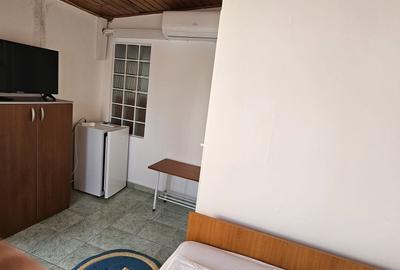 Casă cu 4 camere în Central - 1