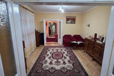 Casă cu 3 camere cu Teren 148 Mp în Central