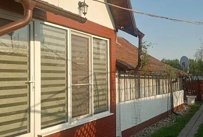 Casă cu 3 camere cu Teren 1108 Mp în Cornu - 4