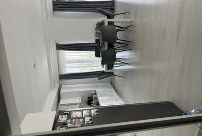 Apartament cu 3 camere decomandat în Ștefăneștii de Jos