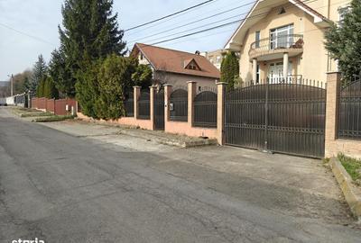 Casă cu 4 camere în Tudor - 1