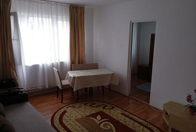 Apartament cu 2 camere decomandat în Exterior Vest