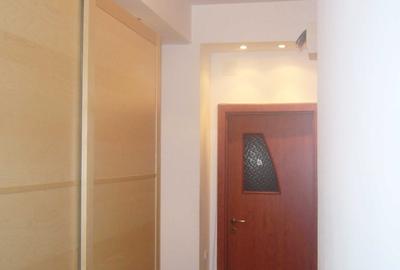 Apartament cu 3 camere decomandat în 13 Septembrie - 1