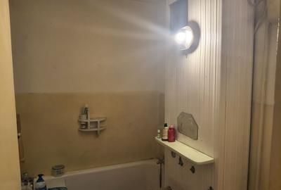 Garsonieră decomandată în Central