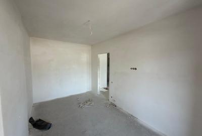 Apartament cu 2 camere semidecomandat în Florești - 1