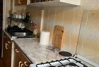 Apartament cu 2 camere semidecomandat în Pajura